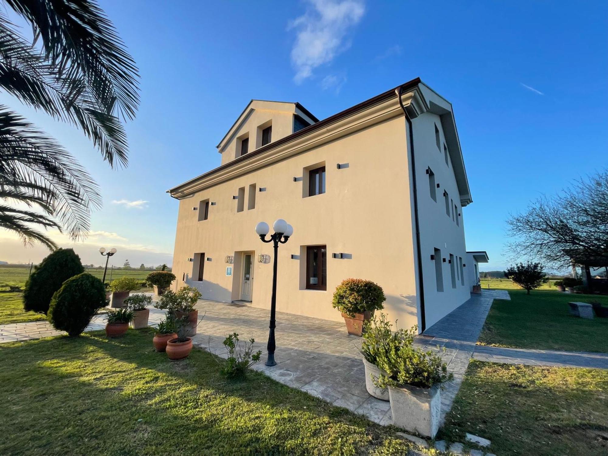 Hotel Mi Norte Ribadeo Exterior photo